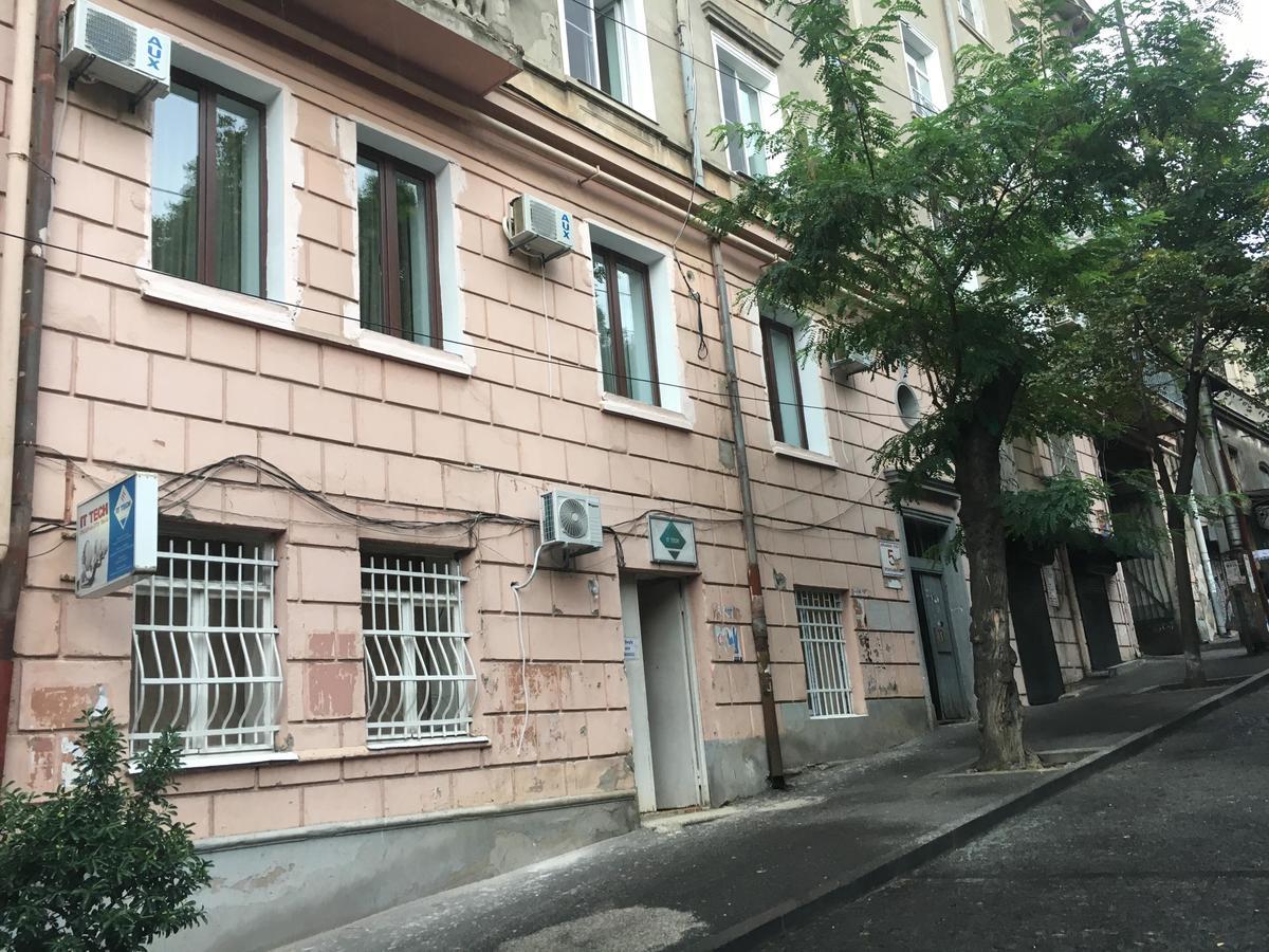 Garden Side Tbilisi Ξενοδοχείο Εξωτερικό φωτογραφία