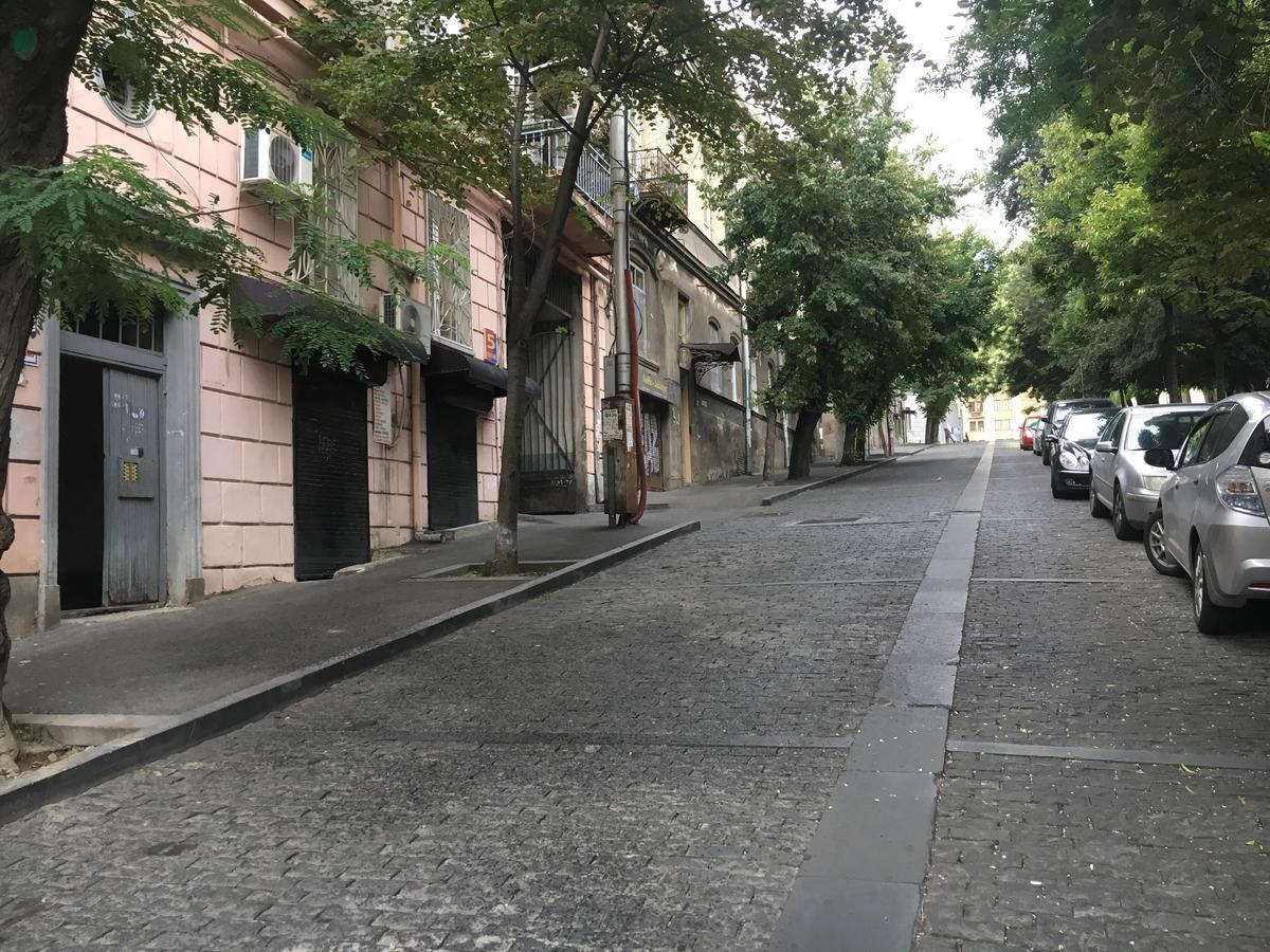 Garden Side Tbilisi Ξενοδοχείο Εξωτερικό φωτογραφία